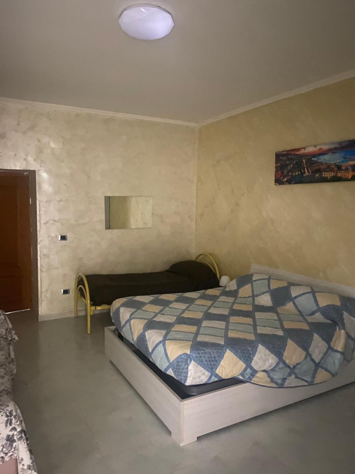 La Casa Di Vera Napels Buitenkant foto